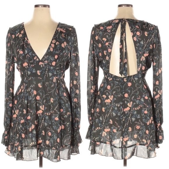 Free People Dresses & Skirts - Free People Floral Open Back Mini Dress Sz S EUC